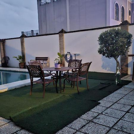 Sanlúcar la Mayor Casa Rural Villa Montecarmelo מראה חיצוני תמונה